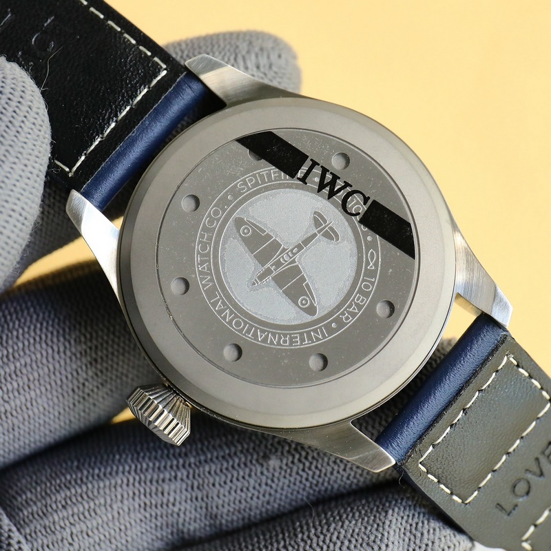 IWC Big Pilot 43mm Bold Rugged Design and Premium Quality-7