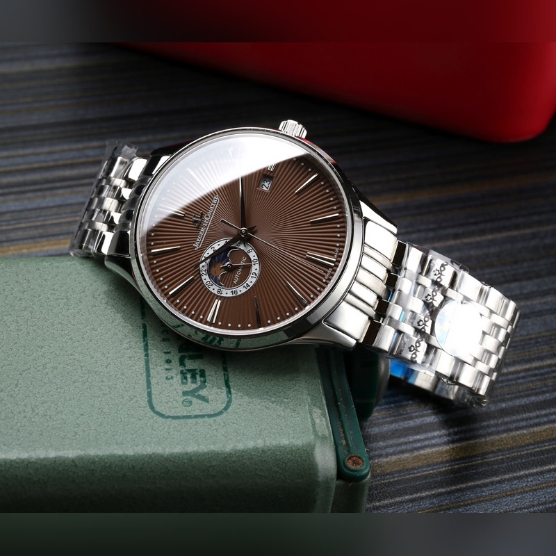 Jaeger-LeCoultre Master Ultra Thin Moon 120m Water Resistance-1