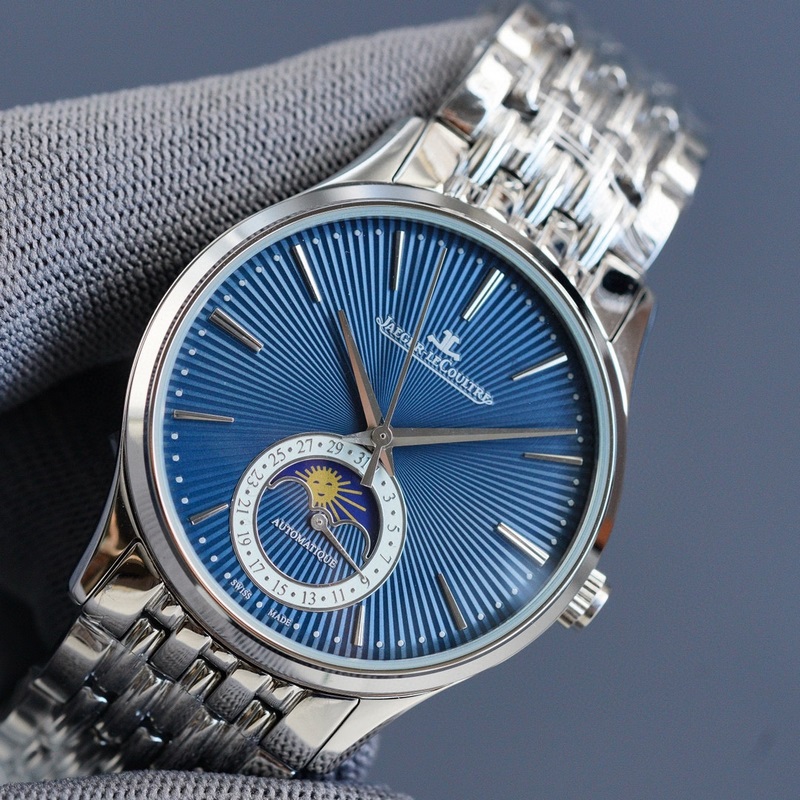 Jaeger-LeCoultre Master Ultra Thin Moon Phase Swiss Replica Watch-4