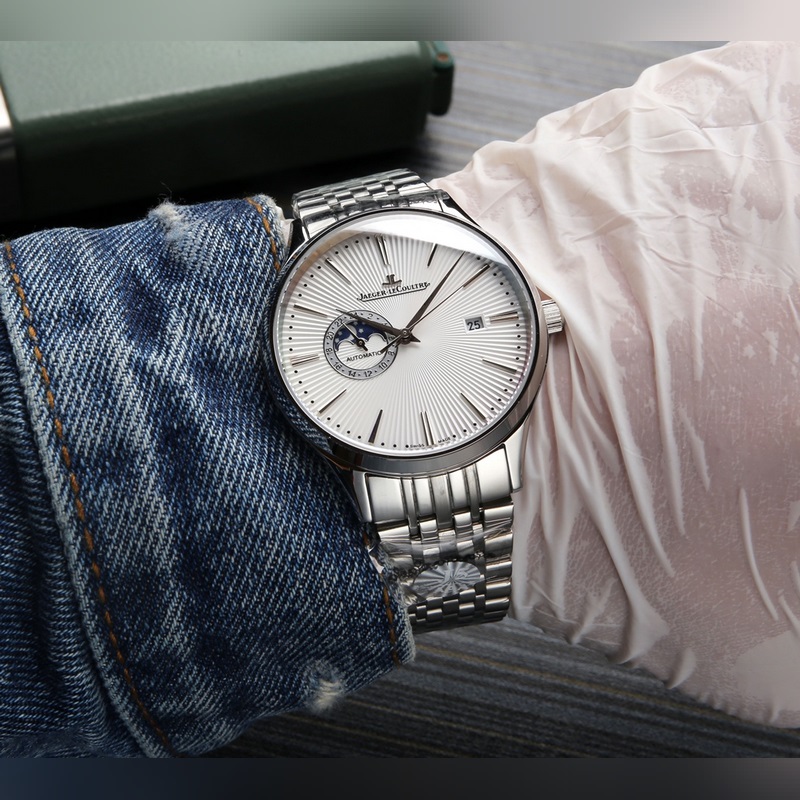 Jaeger-LeCoultre Master Ultra Thin Moon Enamel 120m Water Resistance-4