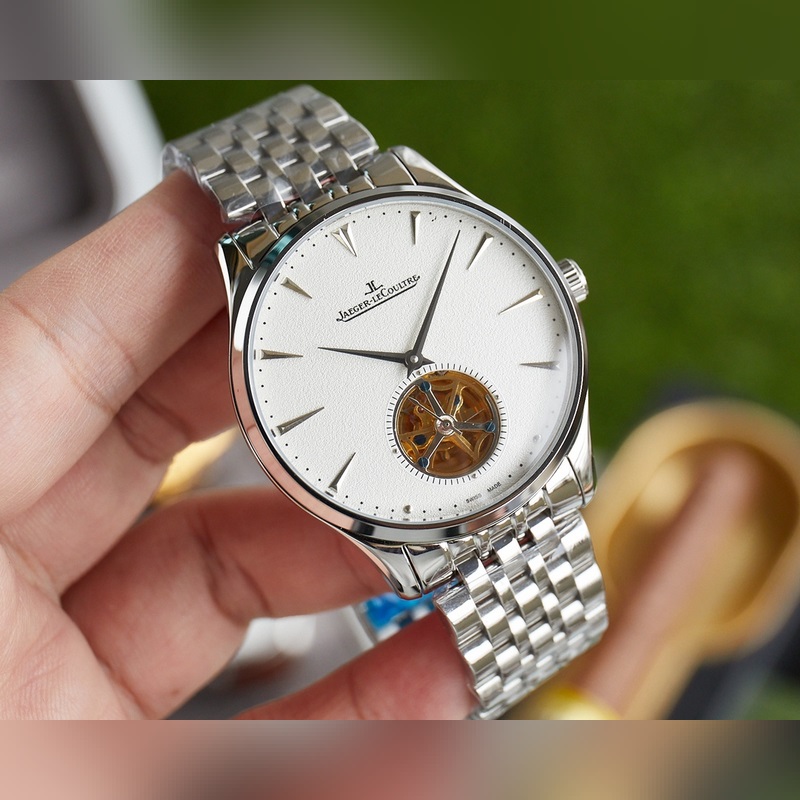 Jaeger-LeCoultre Master Series Tourbillon Men's Replica Watch Luxury Quality-3