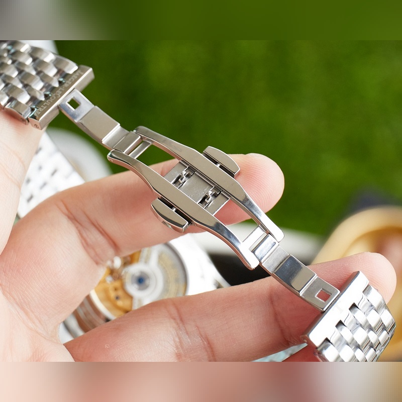 Jaeger-LeCoultre Master Series Tourbillon Men's Replica Watch Luxury Quality-6