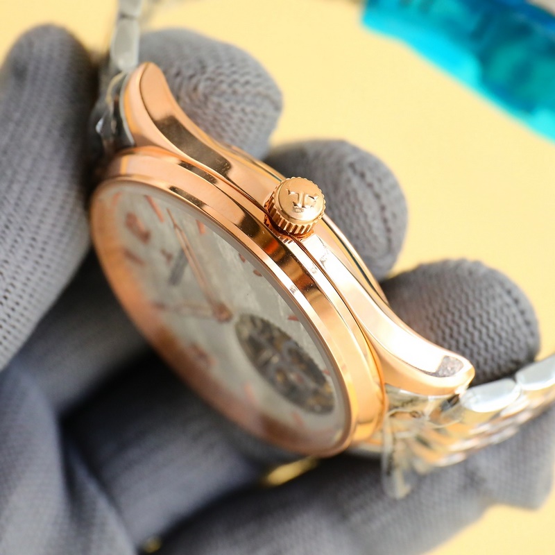 Jaeger-LeCoultre Polaris Multifunctional Men's Replica Watch Quality Timepiece-6