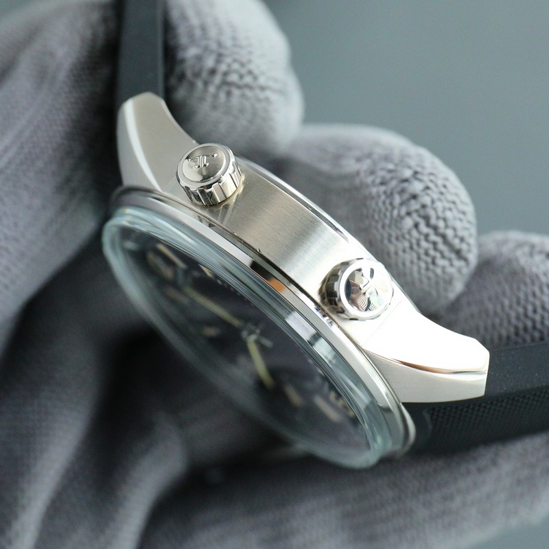 Jaeger-LeCoultre V3 Polaris 41mm Stainless Steel Sleek Design-5