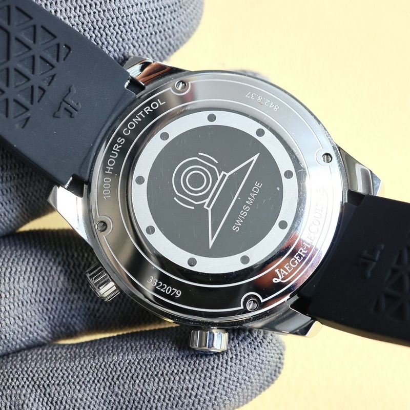 Jaeger-LeCoultre Master 410257 42mm Alarm Replica Watch Luxury Timepiece-7