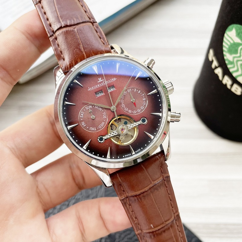 Jaeger-LeCoultre Master Control Big Date Luxury Classic Replica Watch-3