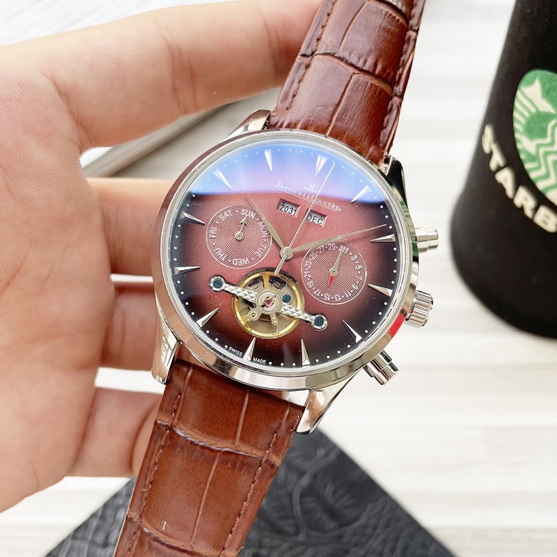 Jaeger-LeCoultre Master Control Big Date Luxury Classic Replica Watch-4