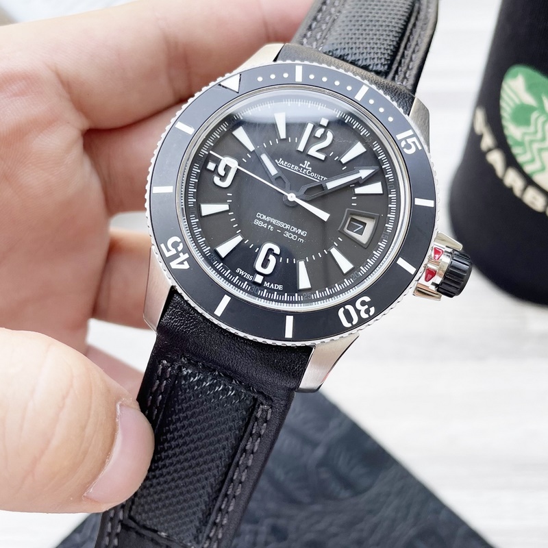 Jaeger-LeCoultre Master Compression 42mm 316 Case Luxury Replica Watch-3