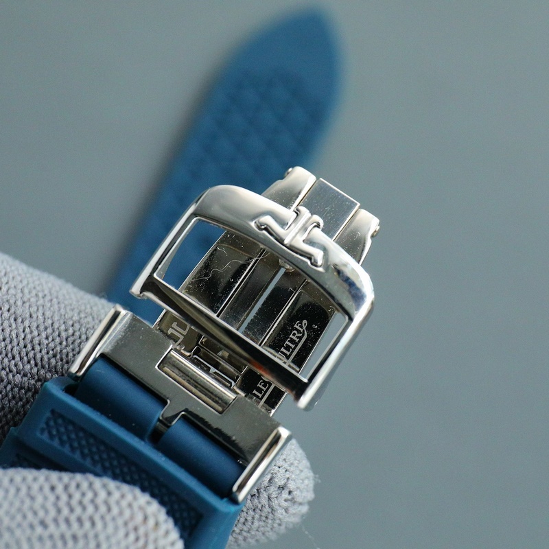 Jaeger-LeCoultre Polaris V3 41mm Stainless Steel Case with Streamlined Design-7