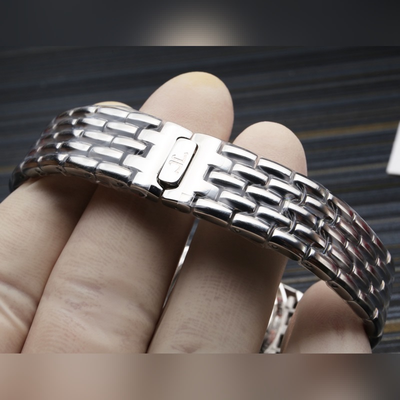 Jaeger-LeCoultre Rendez-Vous Automatic Tourbillon Pearl Women's Replica Watch-7