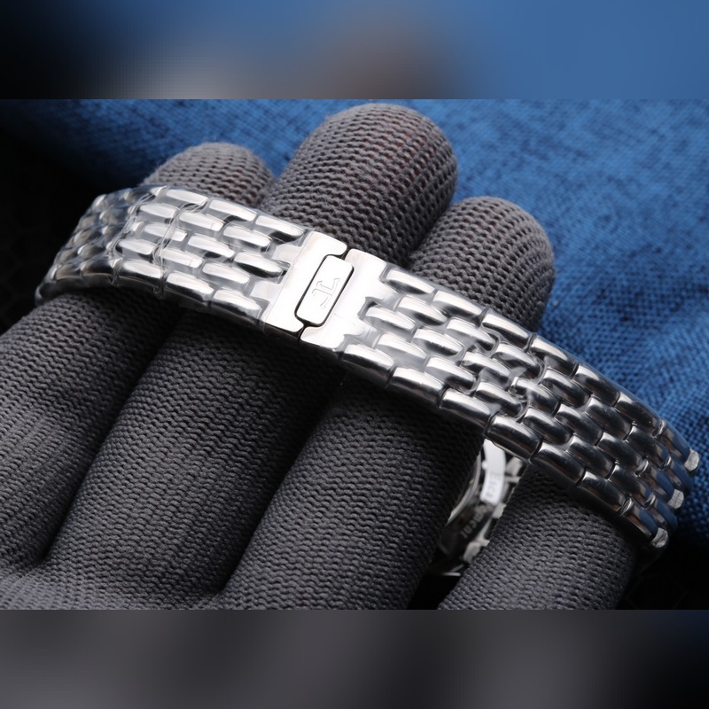 Jaeger-LeCoultre Rendez-Vous Series Women's Replica Watch Elegant Confident Independent Timepiece-7