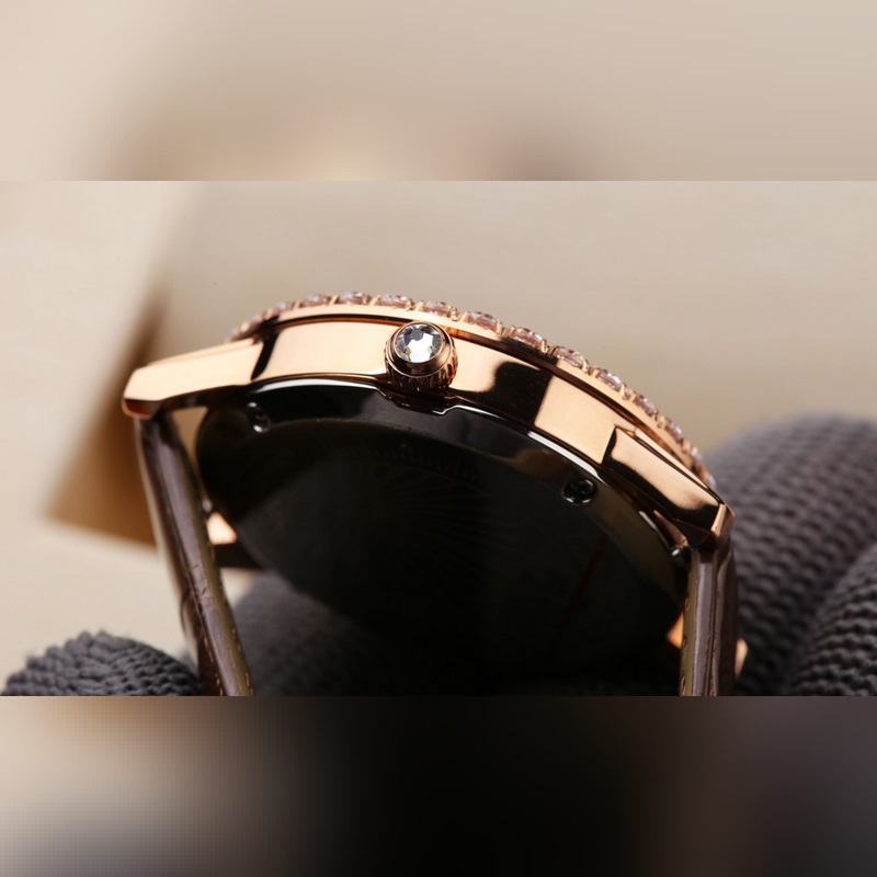 Jaeger-LeCoultre Rendez-Vous Women's Replica Watch Quartz Movement Celestial Display Blue Crocodile Leather-5