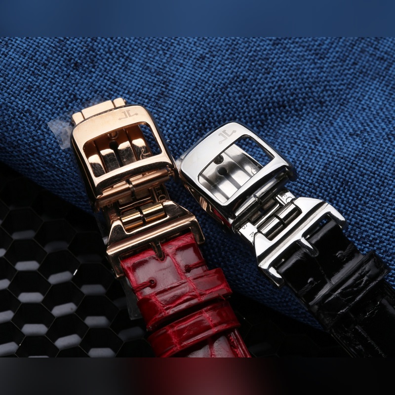 Jaeger-LeCoultre Elegant Reverso Date Replica Watch Crocodile Leather Dating Series-7