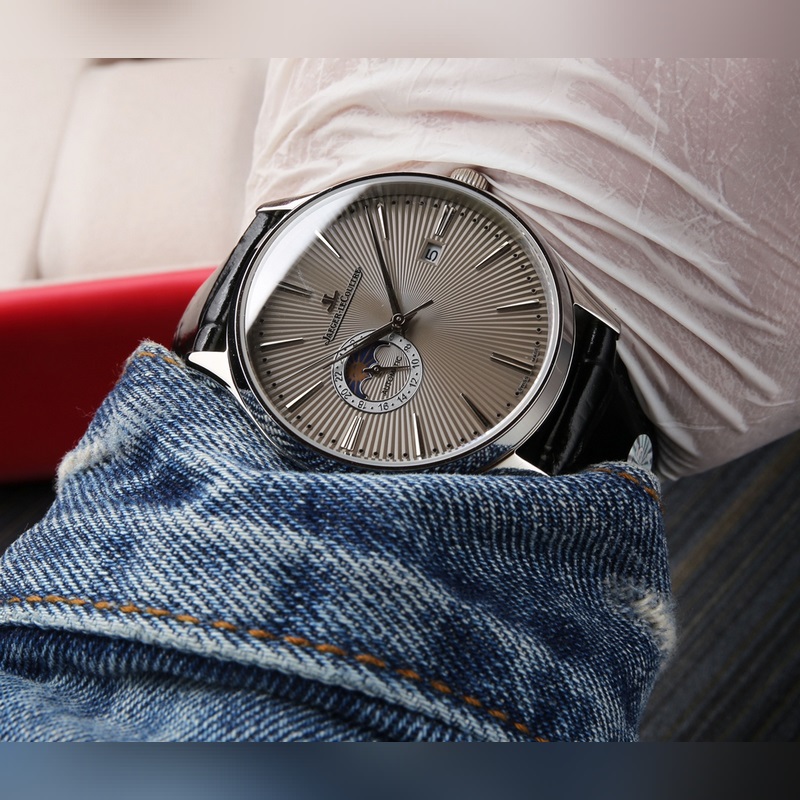 Jaeger-LeCoultre Master Series Moonphase Enamel 120m Water Resistant-4