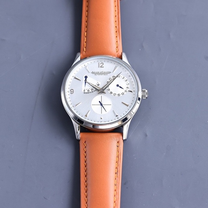 Jaeger-LeCoultre Master Control Men's Replica Watch Elite Craftsmanship and Prestige-4