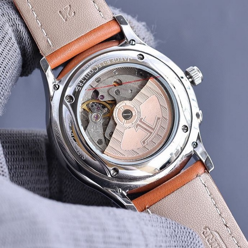 Jaeger-LeCoultre Master Control Men's Replica Watch Elite Craftsmanship and Prestige-8