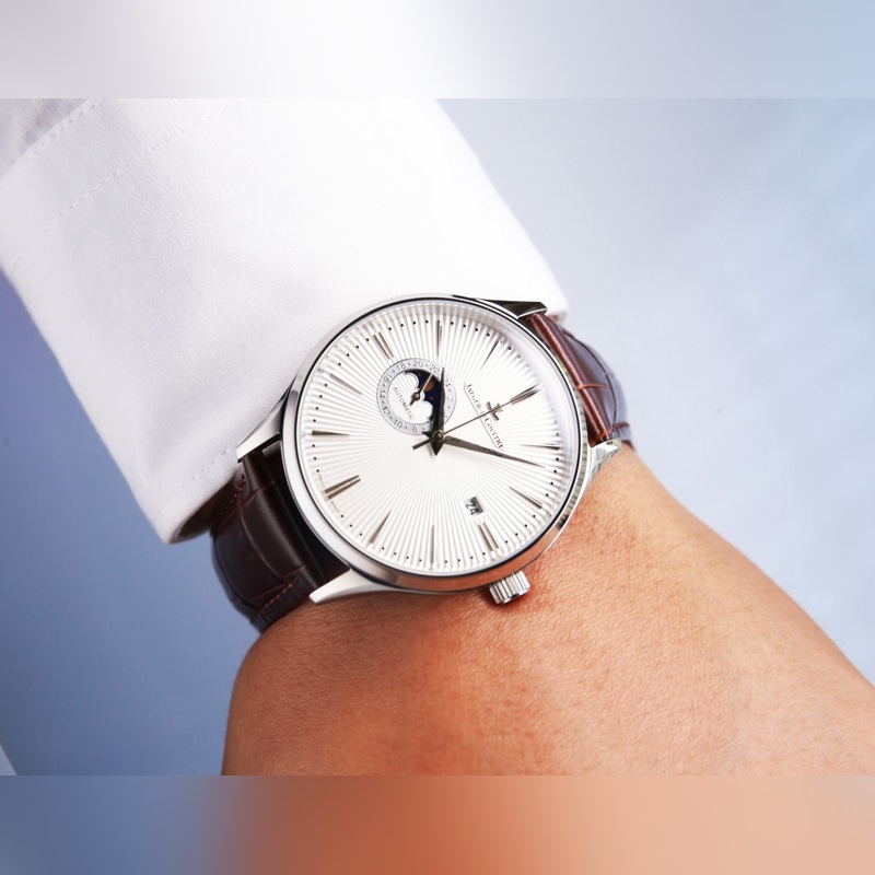 Jaeger-LeCoultre Ultra-Thin Master Series Moonphase Enamel 120m Water Resistance-4