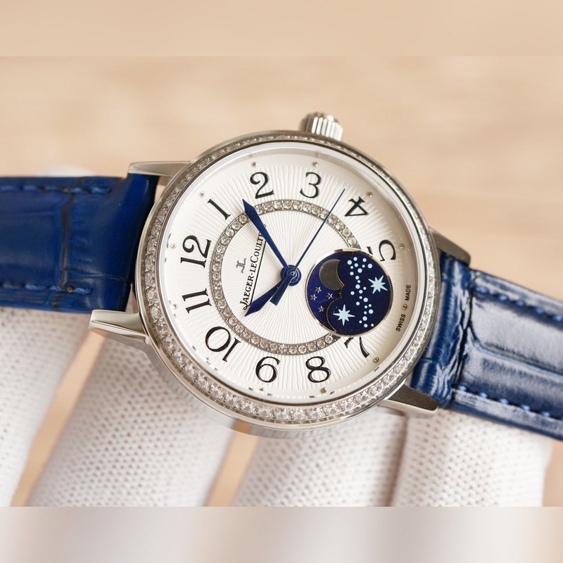 Jaeger-LeCoultre Rendez-Vous Moon Women's Replica Watch Elegant Moon Phase Timepiece-3