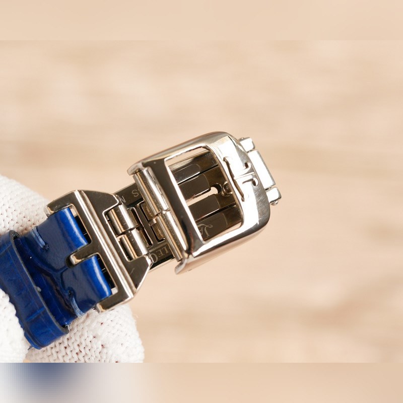 Jaeger-LeCoultre Rendez-Vous Moon Women's Replica Watch Elegant Moon Phase Timepiece-7