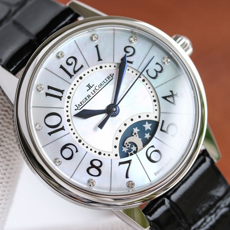 Jaeger-LeCoultre Rendez-Vous Moon Phase Replica Watch Elegant Luxury Timepiece-3
