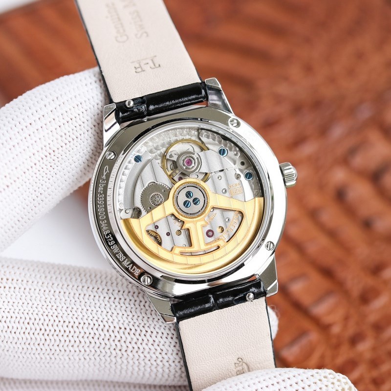 Jaeger-LeCoultre Rendez-Vous Moon Phase Replica Watch Elegant Luxury Timepiece-6