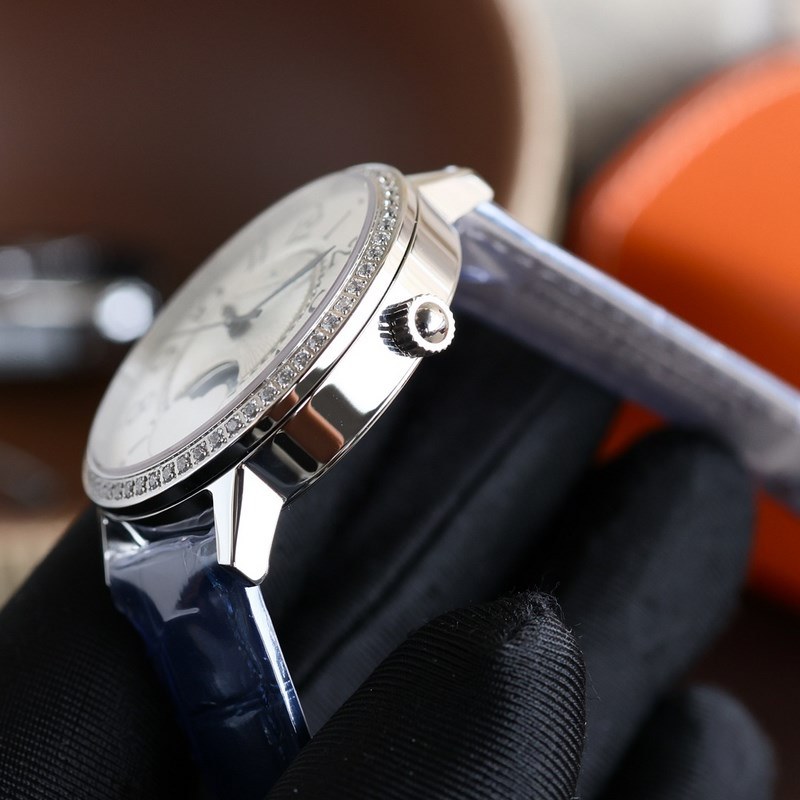 Jaeger-LeCoultre Rendez-Vous Romantic Women's Replica Watch Minimalist Elegance-6