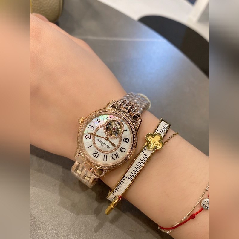 Jaeger-LeCoultre Rendez-Vous Automatic Flying Tourbillon Women's Replica Watch-3