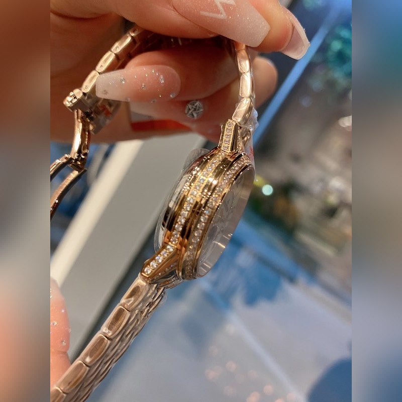 Jaeger-LeCoultre Rendez-Vous Automatic Flying Tourbillon Women's Replica Watch-5