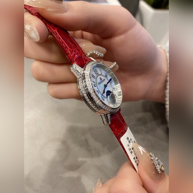 Jaeger-LeCoultre Rendez-Vous Celestial Replica Watch with Exquisite Craftsmanship-2