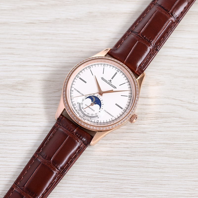 Jaeger-LeCoultre Master Moonphase 39mm 24-Hour Subdial Replica Watch-4
