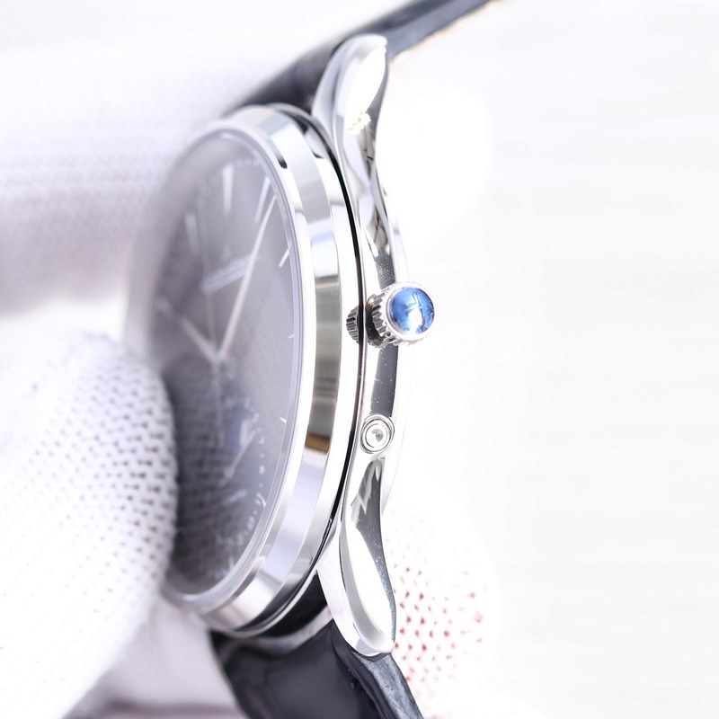Jaeger-LeCoultre Master Moon Phase Q1368420 39mm Men's Replica Watch Elegant Design-3