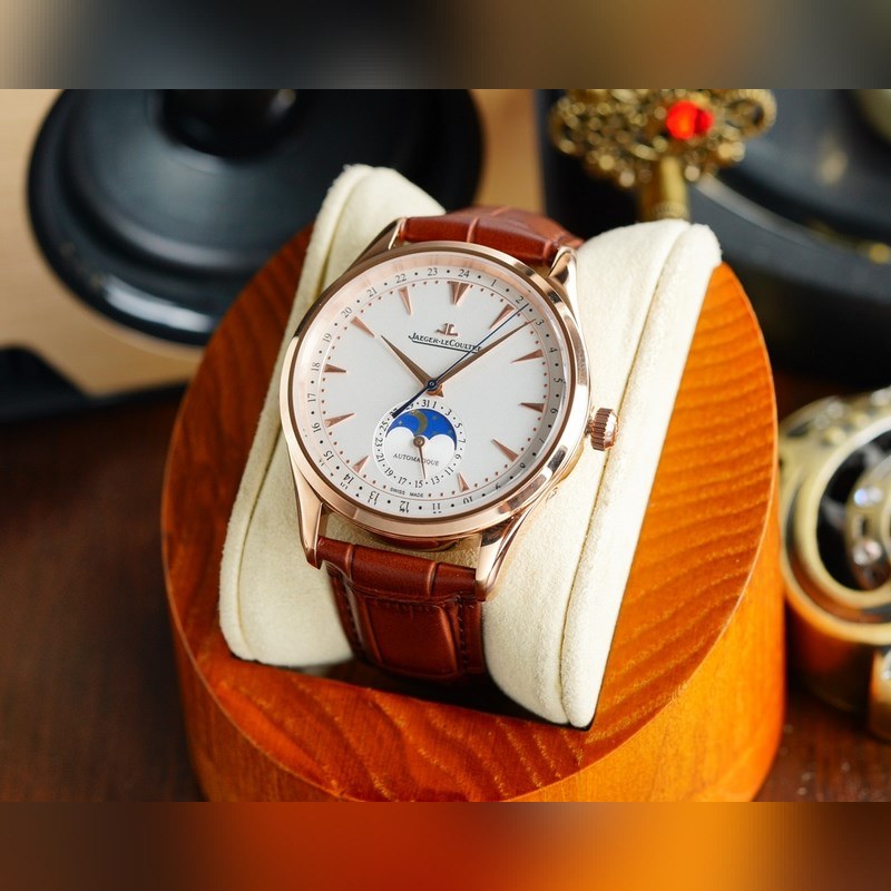Jaeger-LeCoultre Moon Phase Master 39mm 24-Hour Subdial Quality Replica Watch-2