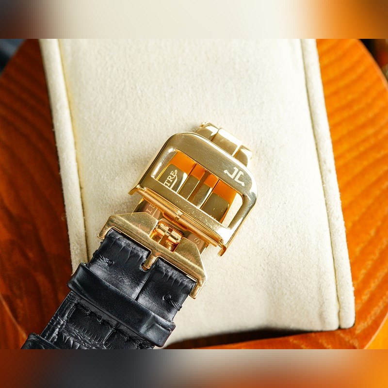 Jaeger-LeCoultre Master Moon Phase 39mm 24-Hour Subdial Quality Craftsmanship-7