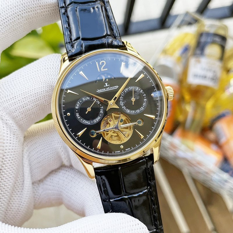 Jaeger LeCoultre Master Series Classic Men's Replica Watch-2