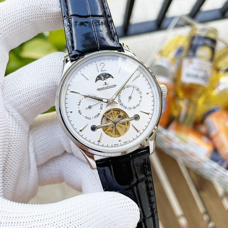 Jaeger LeCoultre Master Series Classic Men's Replica Watch-5