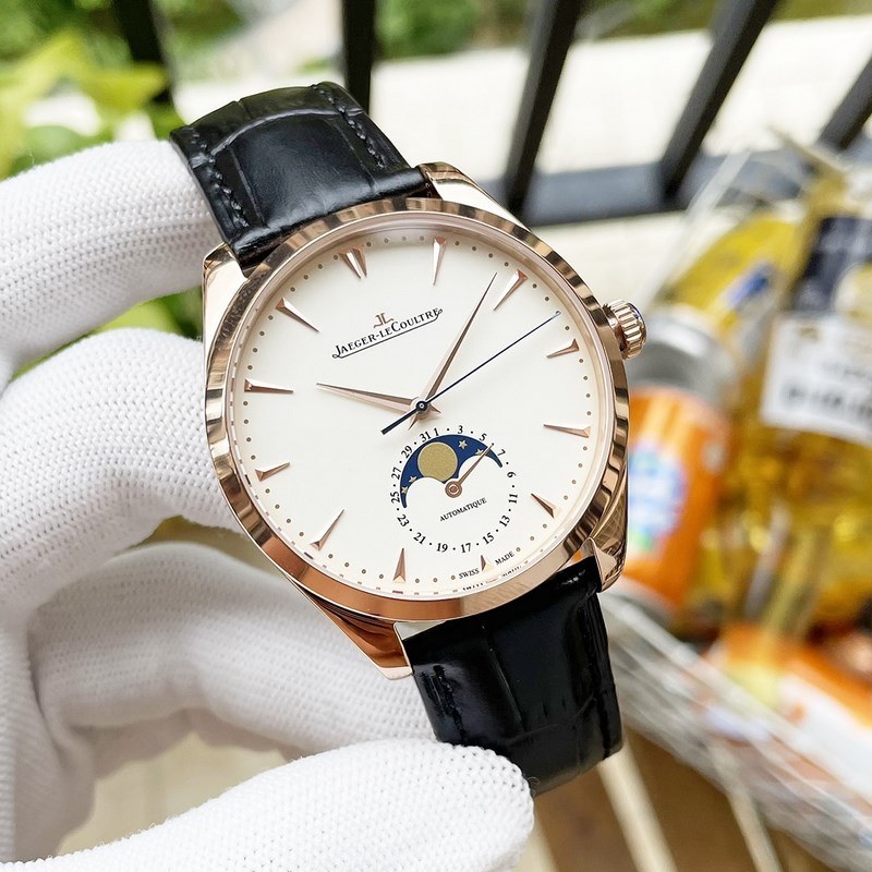 Jaeger-LeCoultre Master Series Classic Men's Replica Watch with Three Hands-3