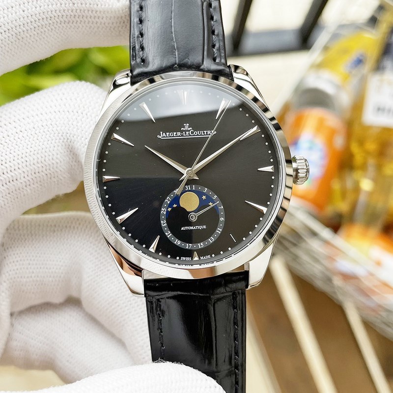 Jaeger LeCoultre Master Collection Men's Replica Watch Classic Three-Hand Design-1