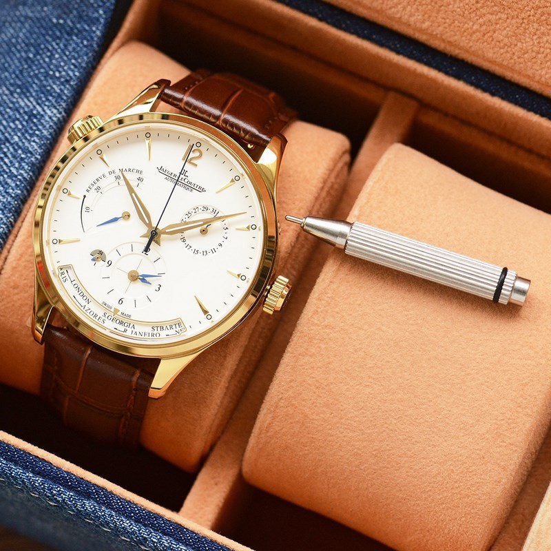 Jaeger-LeCoultre Master Series Multi-Time Zone Replica Watch with Signature Features-7