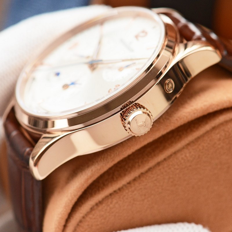 Jaeger-LeCoultre Master Series Multi-Time Zone Replica Watch with Iconic Features-6