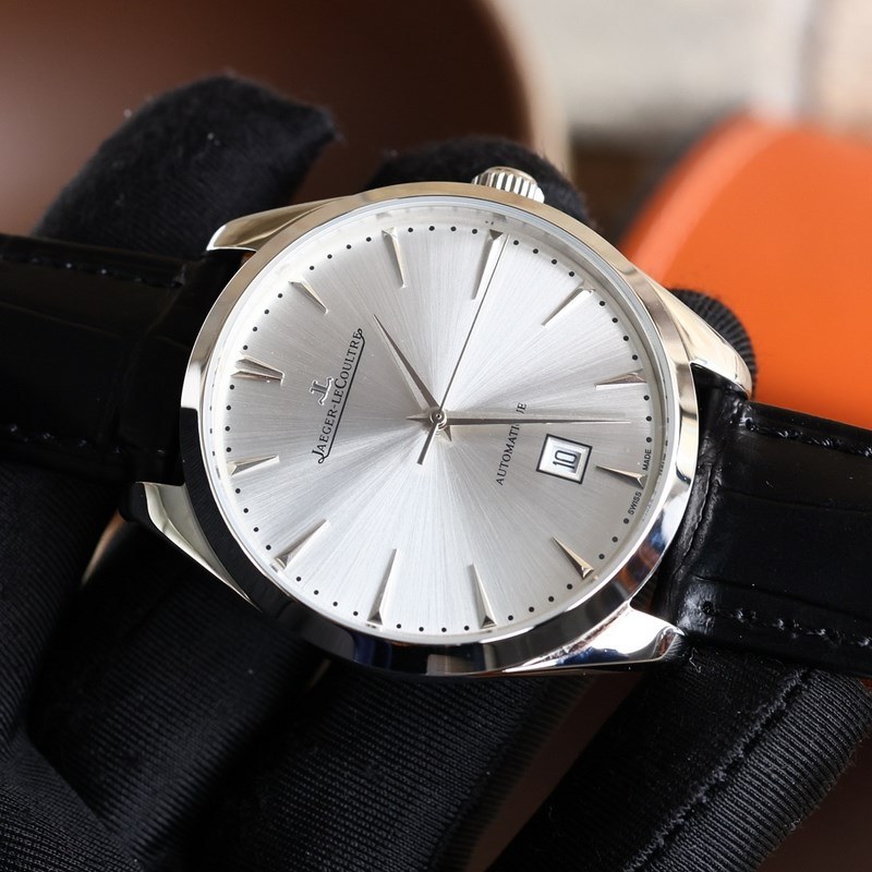 Jaeger-LeCoultre Master Ultra Thin 1238420 Elegant Slim Replica Watch-4