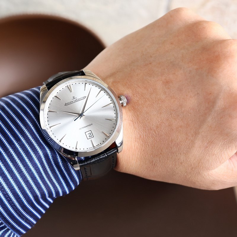 Jaeger-LeCoultre Master Ultra Thin 1238420 Exquisite Slim Replica Watch-1