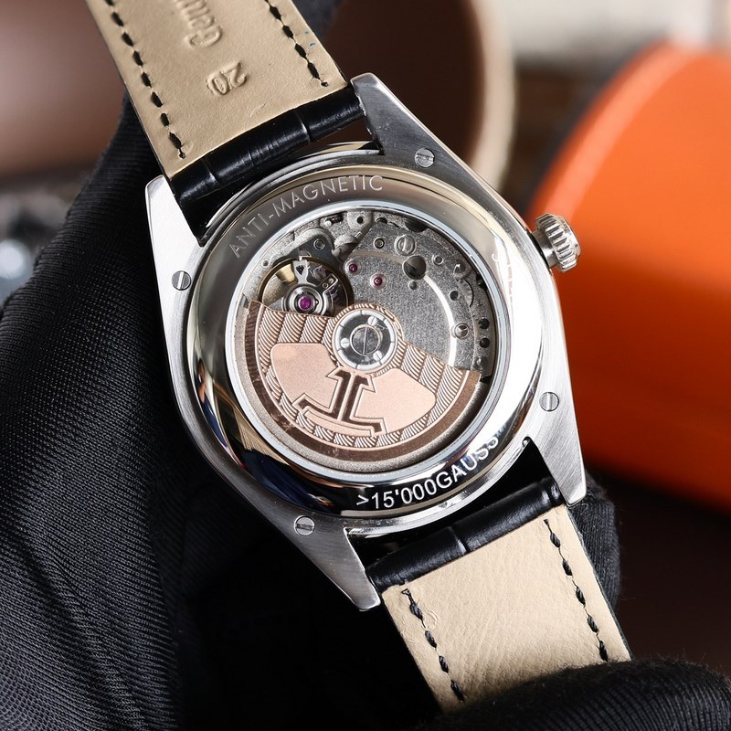 Jaeger-LeCoultre Master Ultra Thin 1238420 Exquisite Slim Replica Watch-7