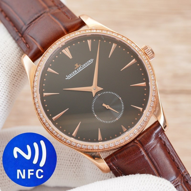 Jaeger-LeCoultre Master 40mm x 9mm Small Seconds Dial-2