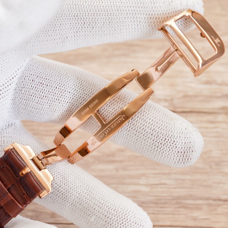 Jaeger-LeCoultre Master 40mm x 9mm Small Seconds Dial-7