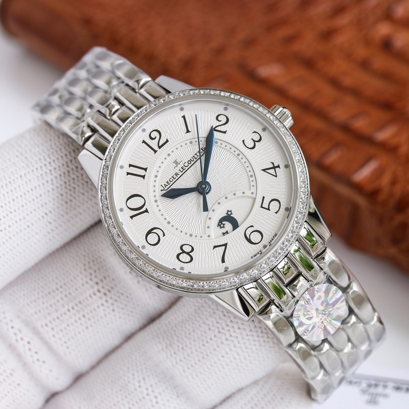 Jaeger-LeCoultre Rendez-Vous Collection for Modern Women Luxe Timepieces-3