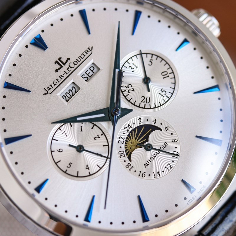 Jaeger-LeCoultre Master Series Luxury Timepieces-3