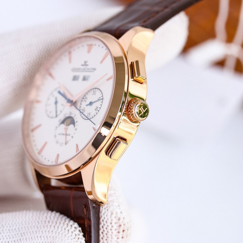 Jaeger-LeCoultre Master Series Replica Watch Quality Timepiece with Essential Features-6