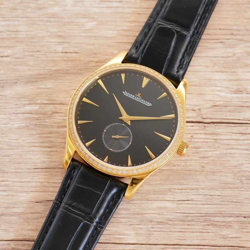Jaeger-LeCoultre Master 40mm Small Seconds 9mm Replica Watch-4