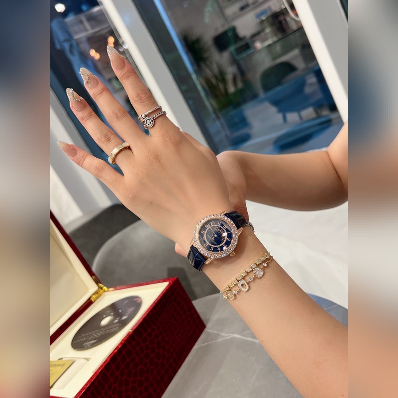 Jaeger-LeCoultre Rendez-Vous Shooting Star Jewelry Replica Watch-2