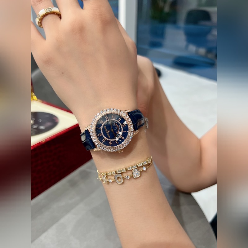 Jaeger-LeCoultre Rendez-Vous Shooting Star Jewelry Replica Watch-5